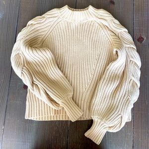 Gorgeous XS Cream Sweater by Finders